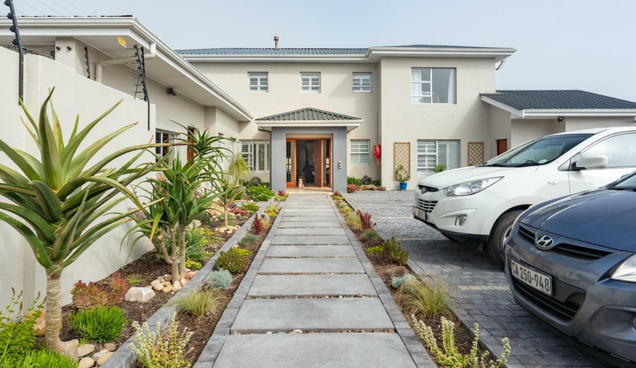 Bentley'S Guesthouse Bloubergstrand Kültér fotó